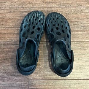 Merrell HydroMoccs kids size 5